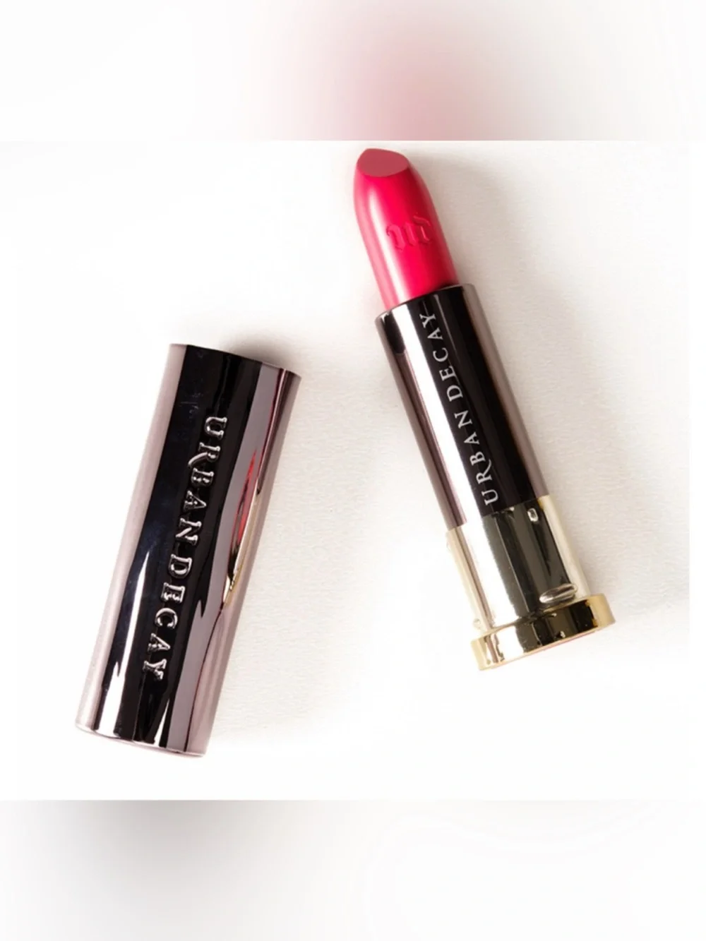 NIB Urban Decay Vice Lipstick - Phone Call (sheer)